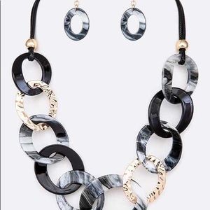 🌺 2 for $25/ New Black & Gold Colored Costume Jewelry Necklace Set